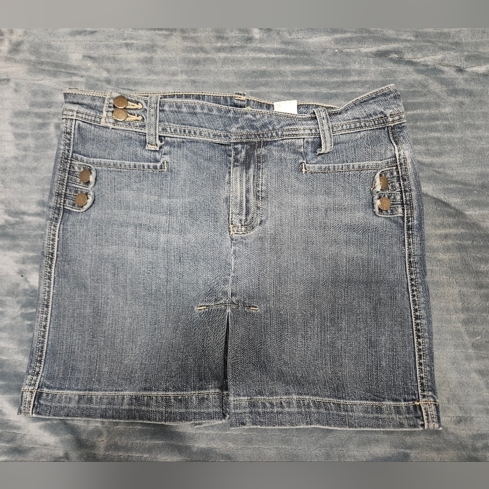 Gianni Bini Denim Skirt With Gold Button Accents!